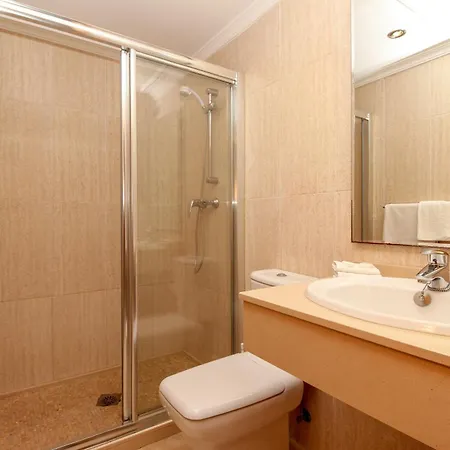 Apartment Malibu B5 - Luxury 2br 3 By Rafleys 7 Mins Walk To The Beach Ref 246