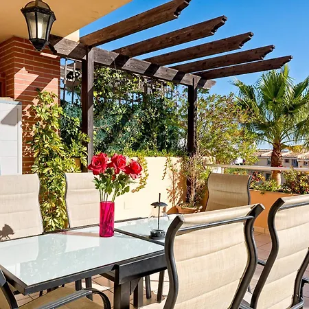 Malibu B5 - Luxury 2br 3 By Rafleys 7 Mins Walk To The Beach Ref 246 *